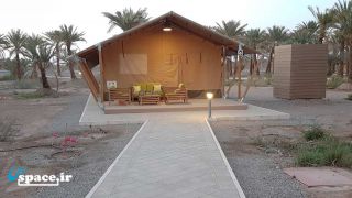 نمای بیرونی اتاق اکو کمپ ستاره لوت - شهداد - روستای ملک آباد